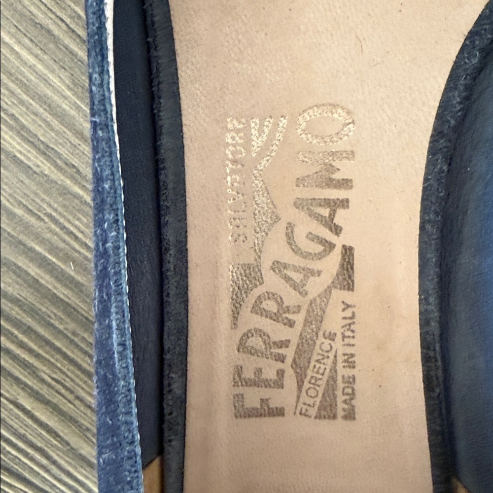 Salvatore Ferragamo Navy Suede Bow Flats with Gold Accent - Picture 3 of 14